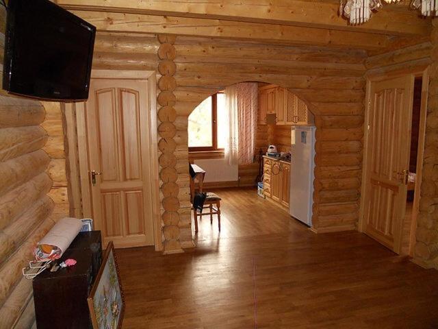 Privatna Sadiba Chalet Oryavchyk Bagian luar foto