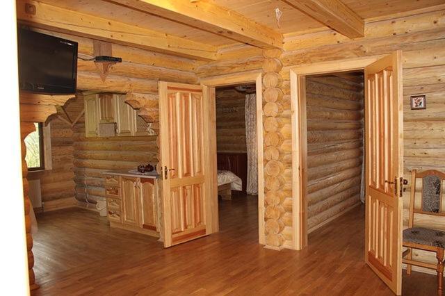 Privatna Sadiba Chalet Oryavchyk Bagian luar foto