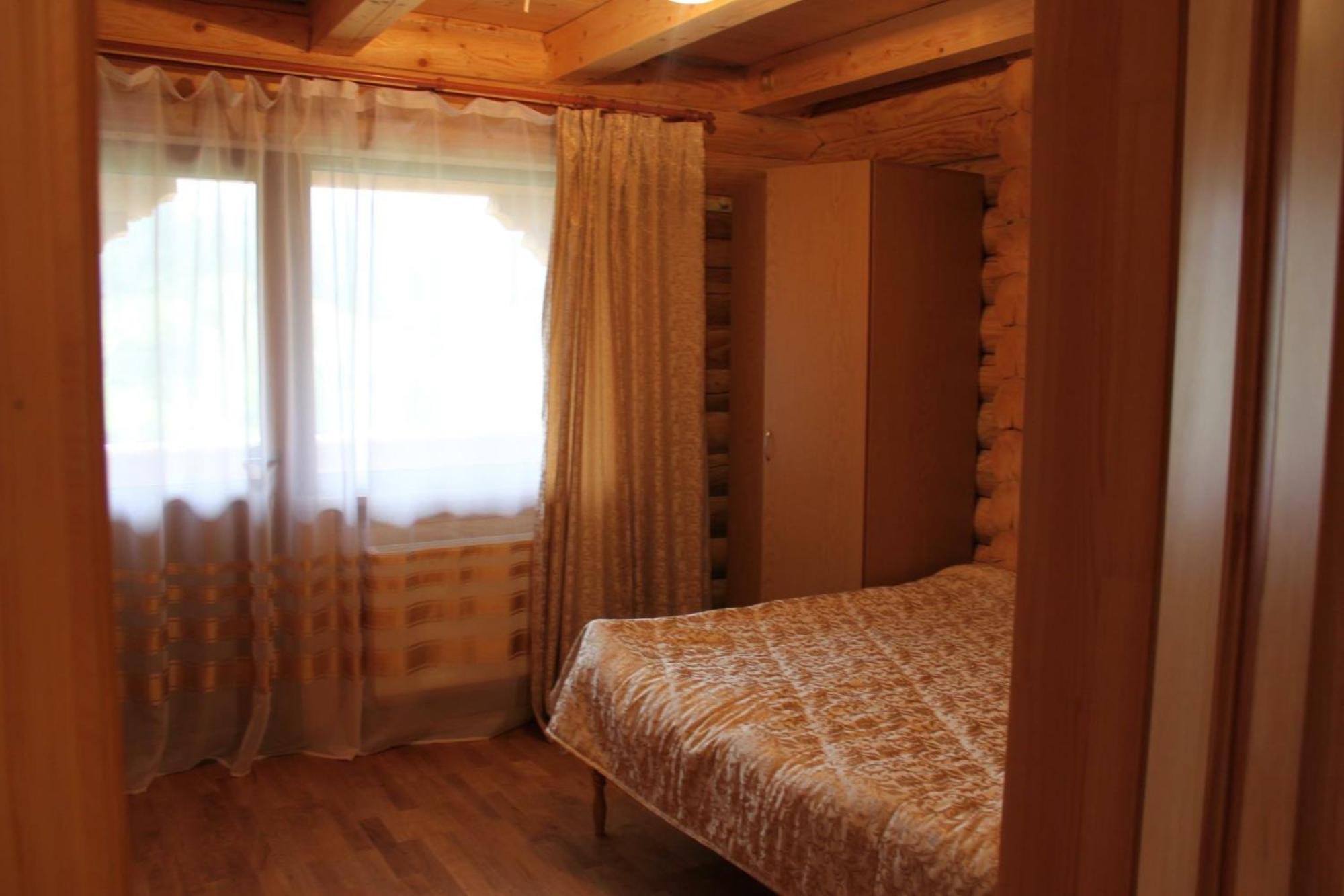 Privatna Sadiba Chalet Oryavchyk Bagian luar foto