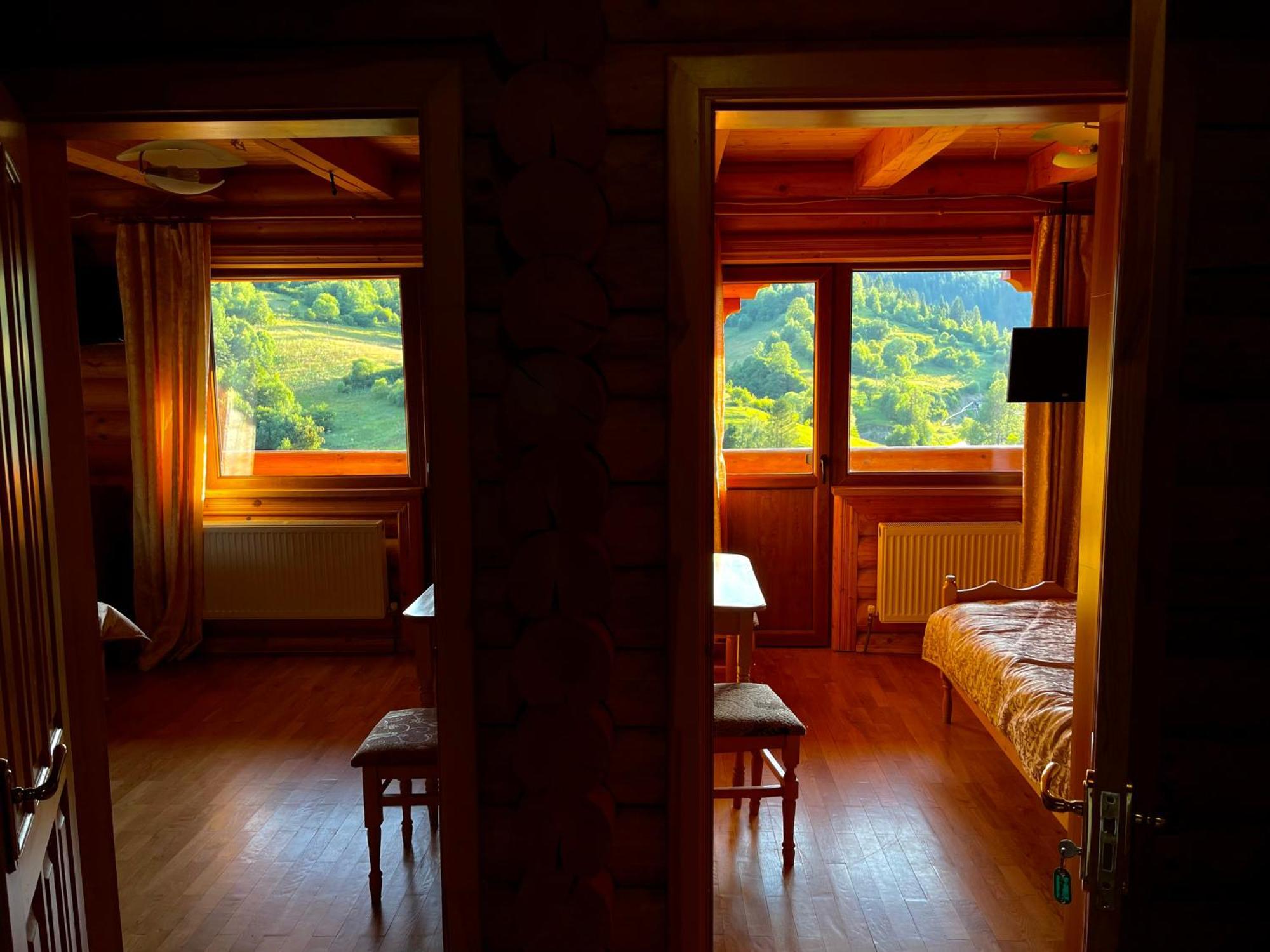 Privatna Sadiba Chalet Oryavchyk Bagian luar foto