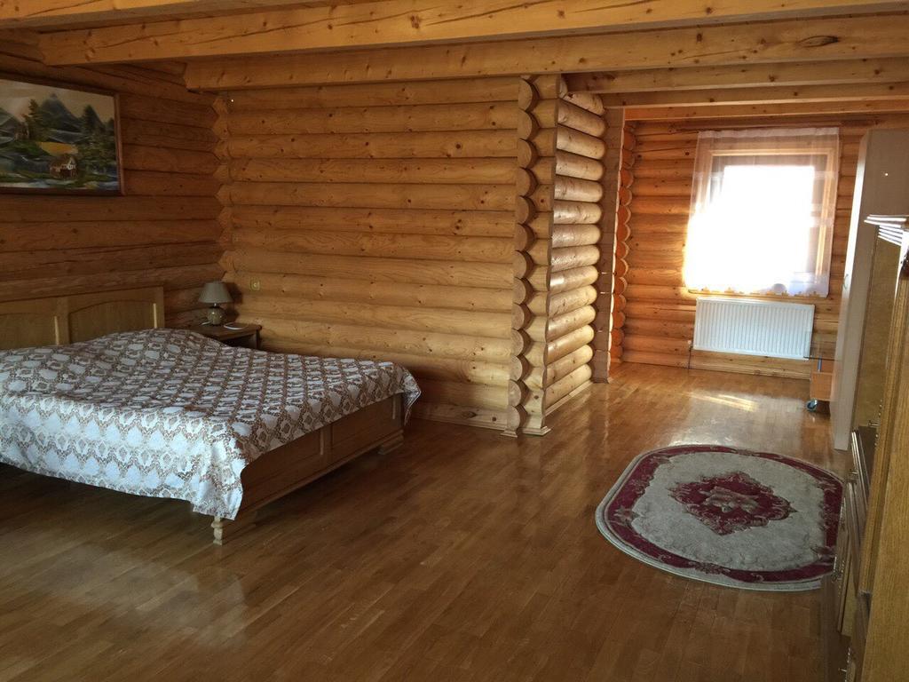 Privatna Sadiba Chalet Oryavchyk Bagian luar foto