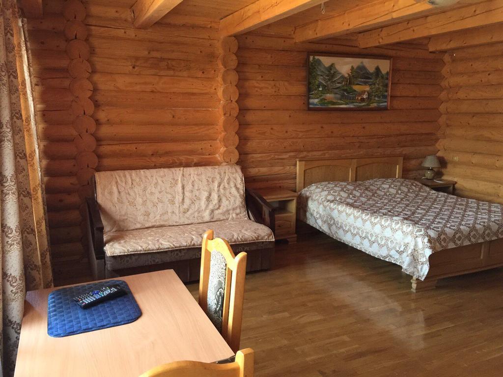 Privatna Sadiba Chalet Oryavchyk Bagian luar foto