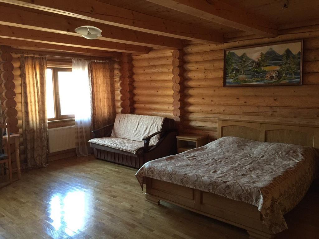 Privatna Sadiba Chalet Oryavchyk Bagian luar foto