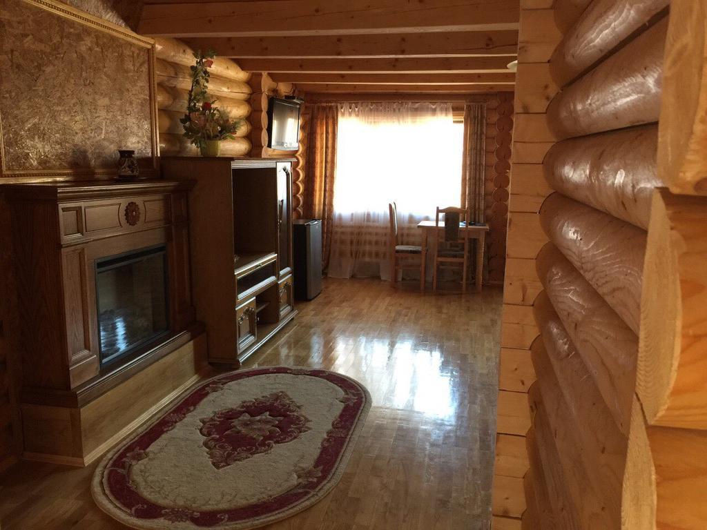 Privatna Sadiba Chalet Oryavchyk Bagian luar foto